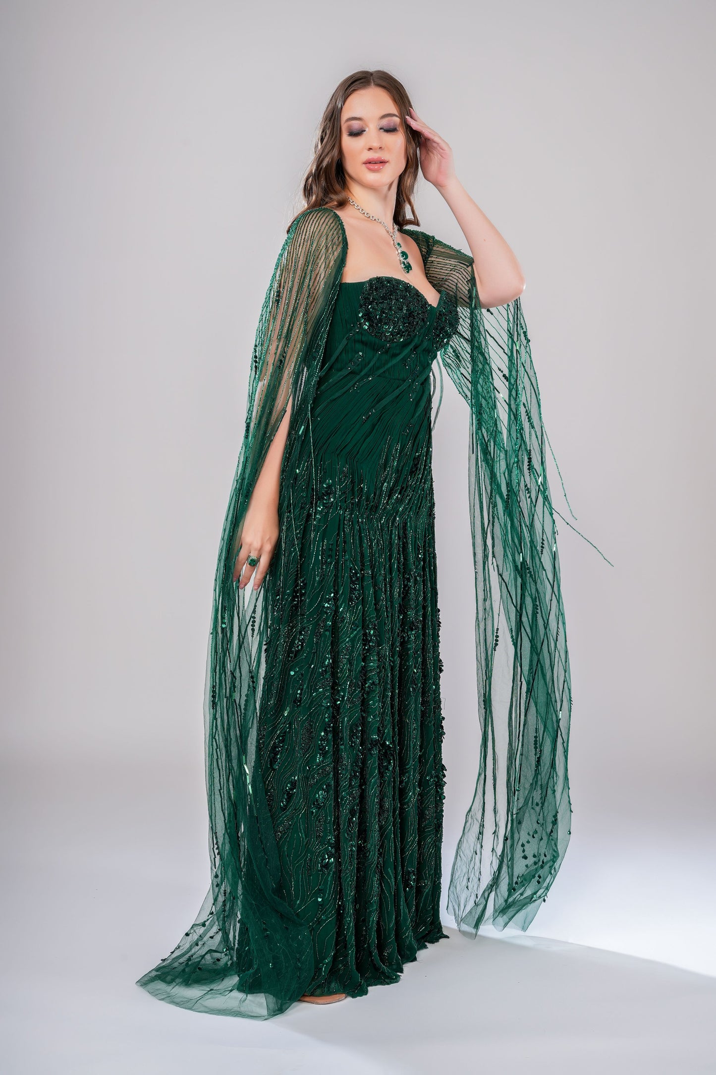 Emerald Green Sweetheart Evening Gown with Detachable long Sleeves