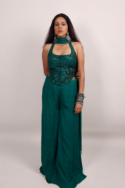 Green corset with pants
