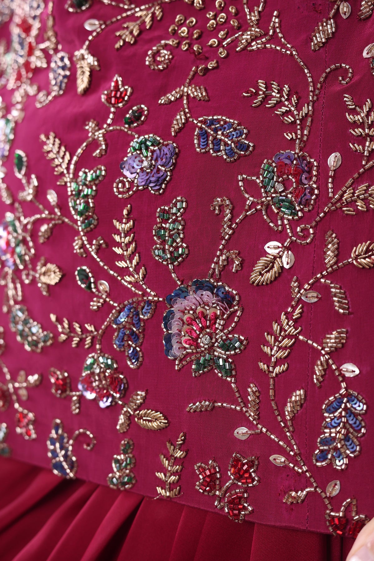 Wine multicolour drape set